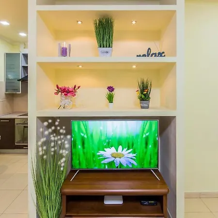 укриття у будинку! 2к у новобудові, 10 поверх, печерськ Apartment Kiew
